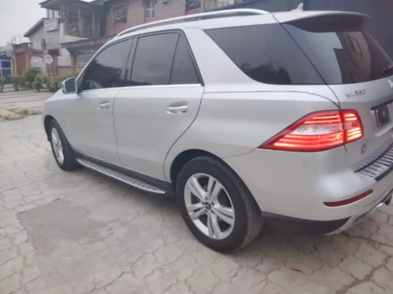 Mercedes-Benz ML-Class   - 2012