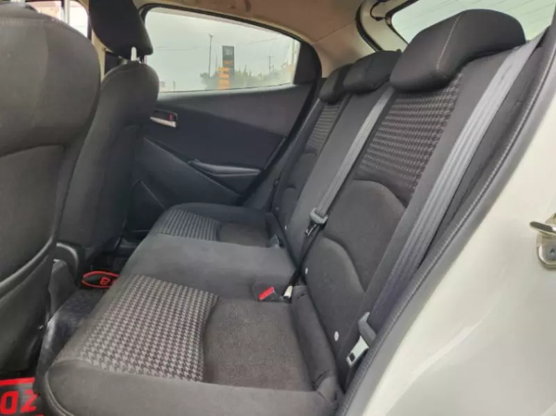 Mazda Demio   - 2017