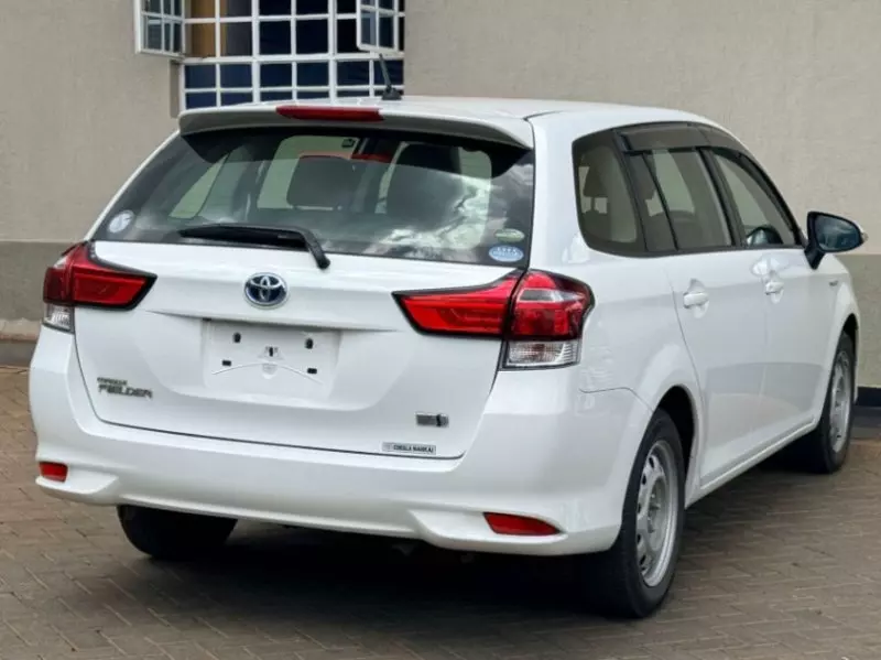 Toyota Fielder    - 2018
