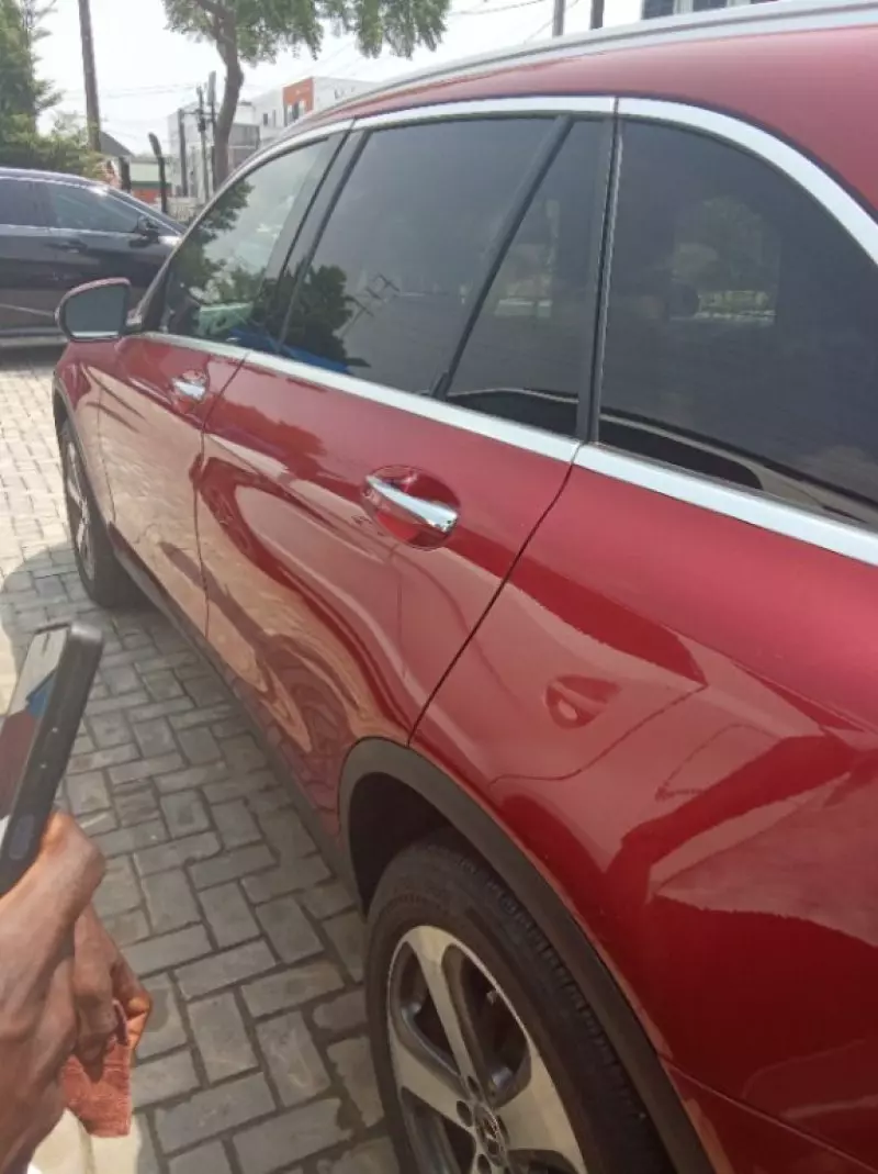 Mercedes-Benz GLC 300   - 2018