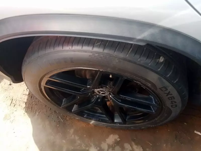 Mercedes-Benz GLE 300   - 2016