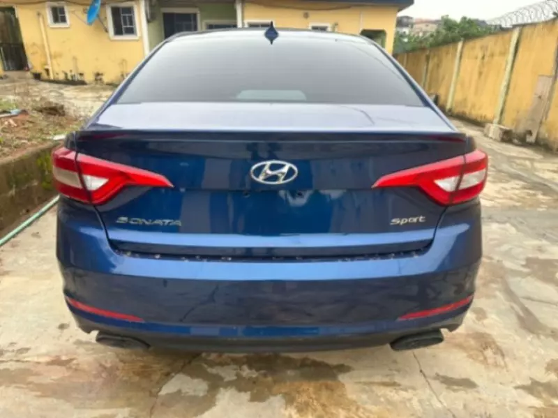 Hyundai Sonata - 2016