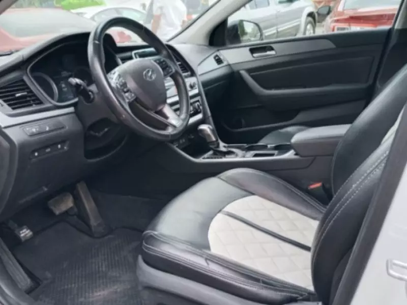 Hyundai Sonata   - 2018