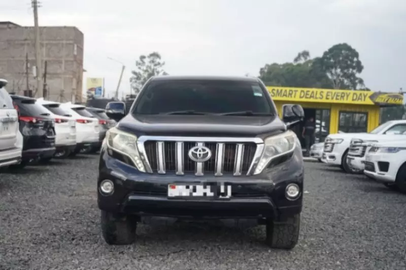 Toyota Landcruiser   - 2015