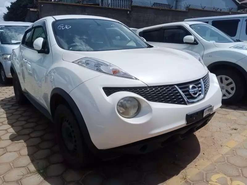 Nissan Juke   - 2012