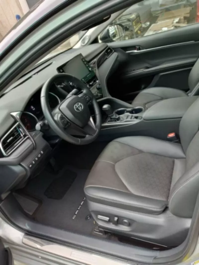 Toyota Camry   - 2024