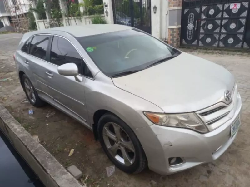 Toyota Venza   - 2009