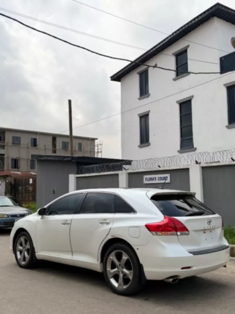 TOYOTA Venza - 2010