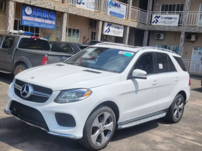 Mercedes-Benz GLE 350   - 2016