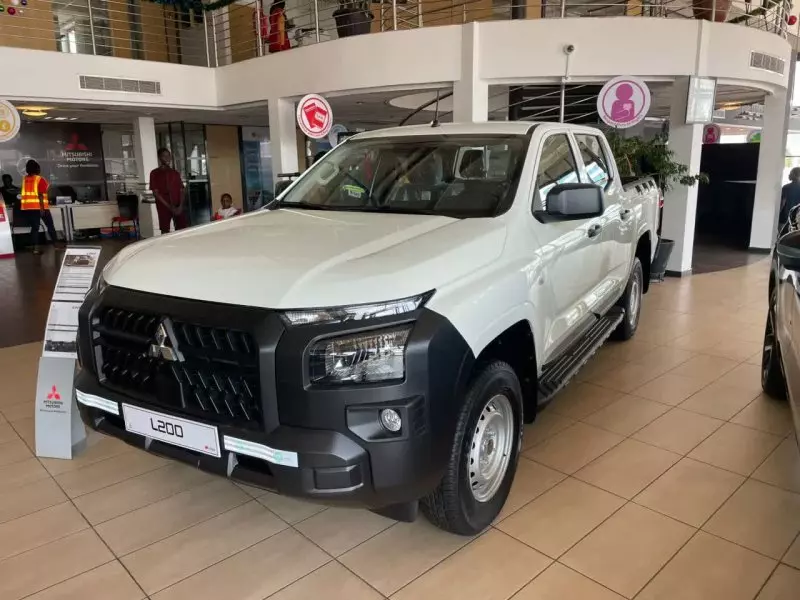 Mitsubishi L200   - 2025
