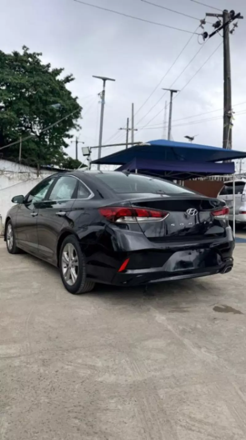 Hyundai Sonata   - 2018