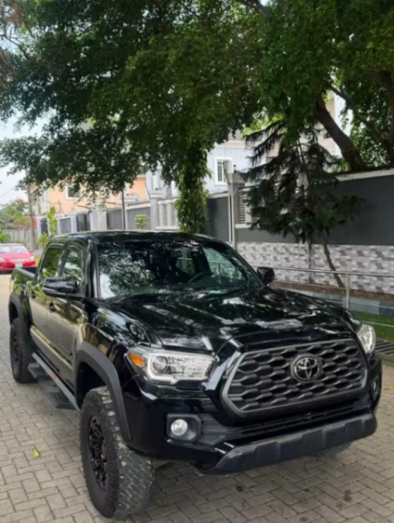 Toyota Tacoma   - 2021