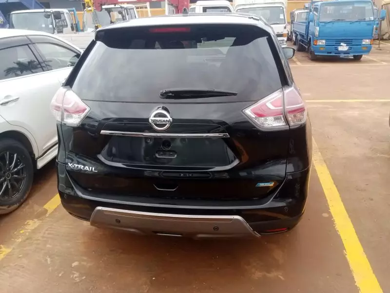 Nissan X-Trail   - 2015
