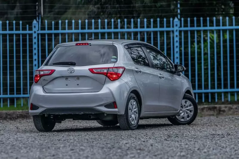 TOYOTA Vitz   - 2019
