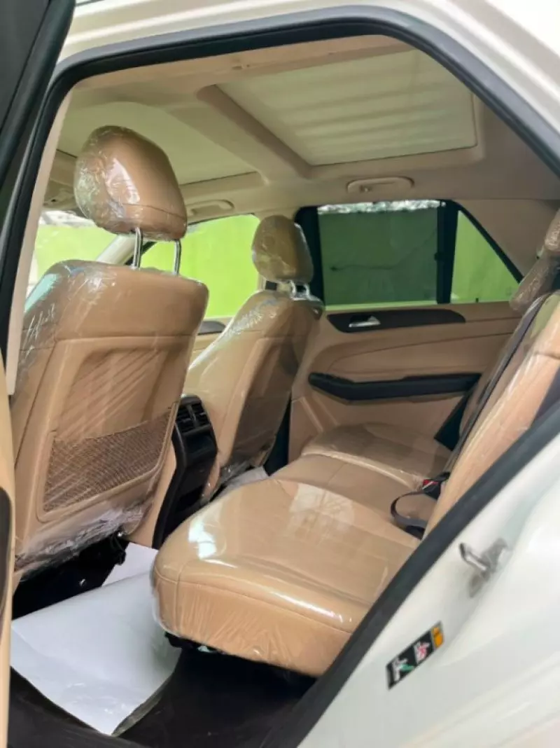 Mercedes-Benz GLE 400   - 2019