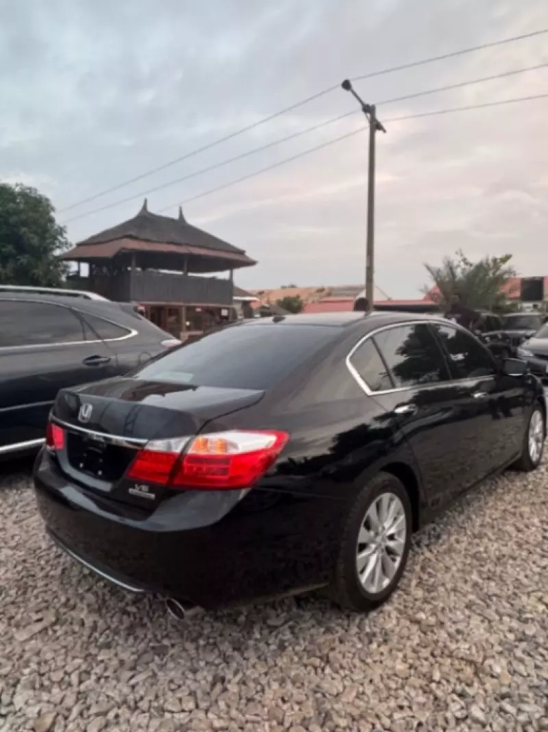 Honda Accord   - 2014
