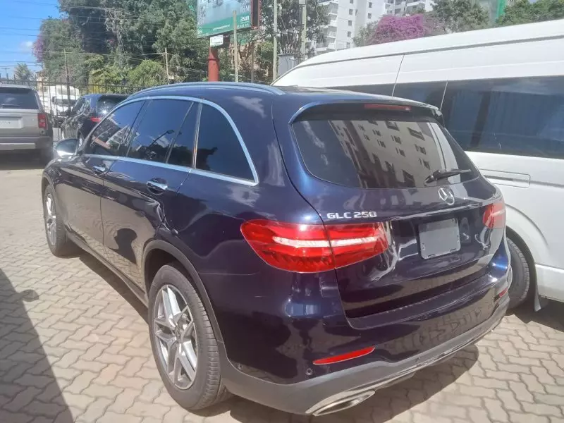 Mercedes-Benz GLC 250   - 2017