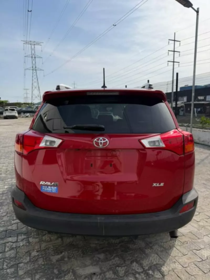 Toyota RAV 4   - 2014