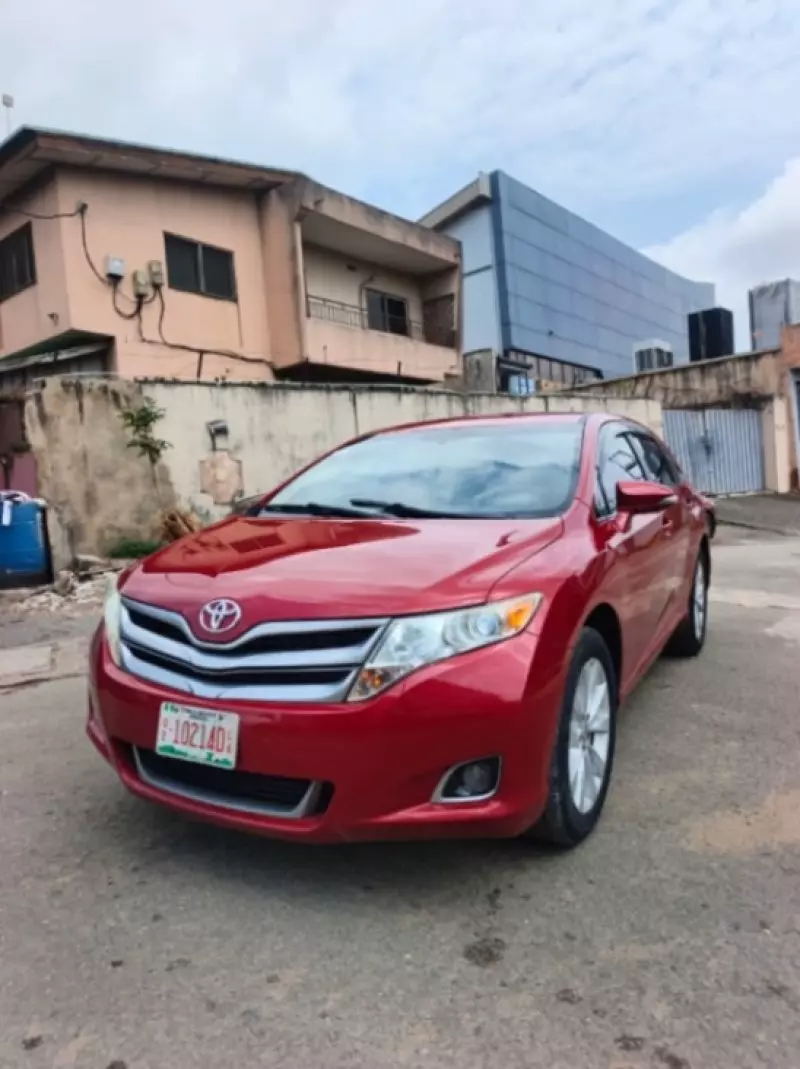 TOYOTA Venza   - 2013