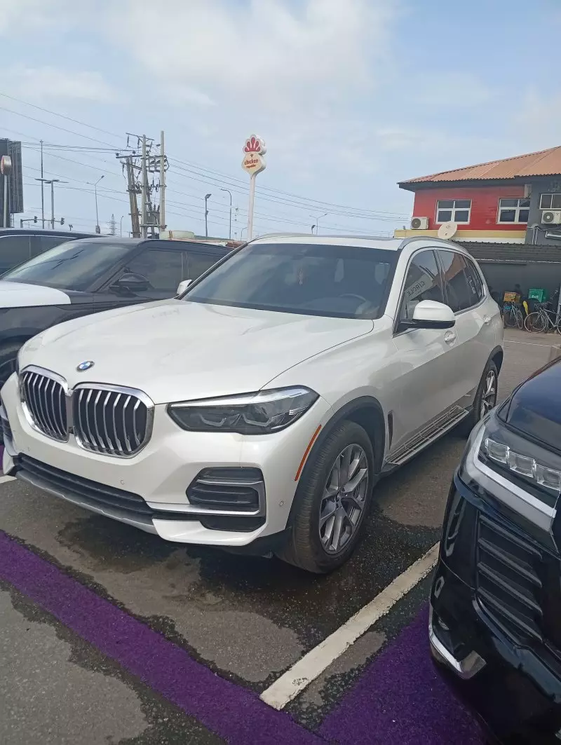 BMW X5   - 2023