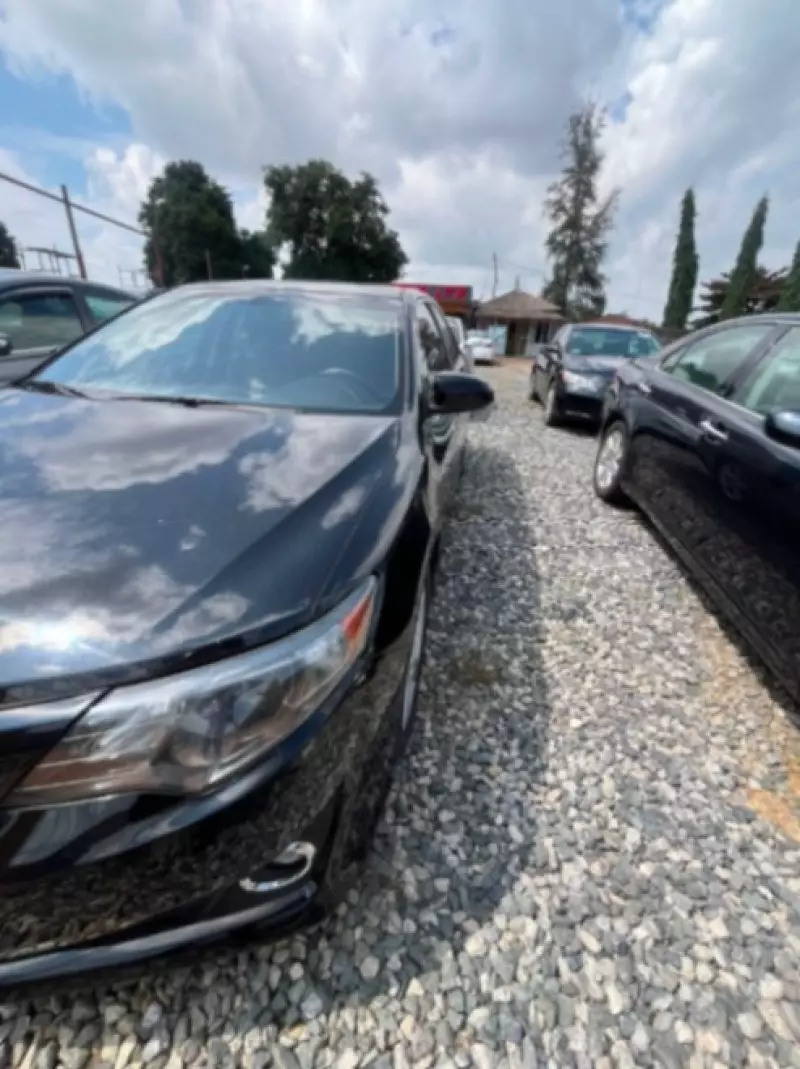 TOYOTA Camry   - 2014