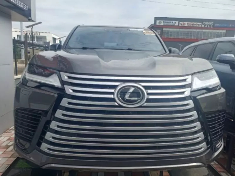 Lexus LX 600   - 2022