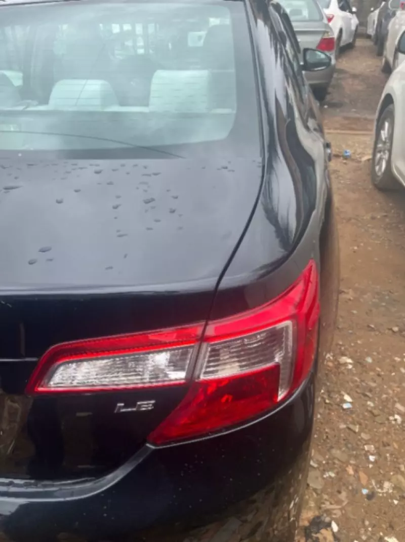 TOYOTA Camry   - 2012