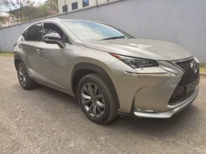 Lexus NX 200T   - 2017