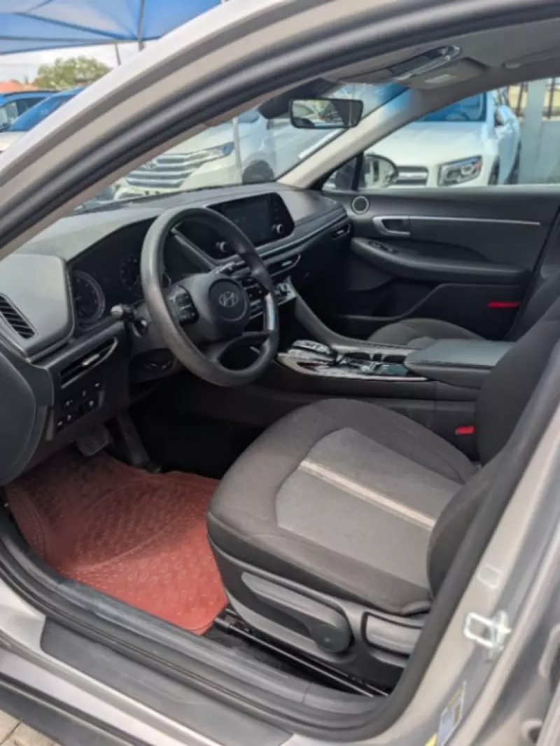 Hyundai Sonata   - 2021