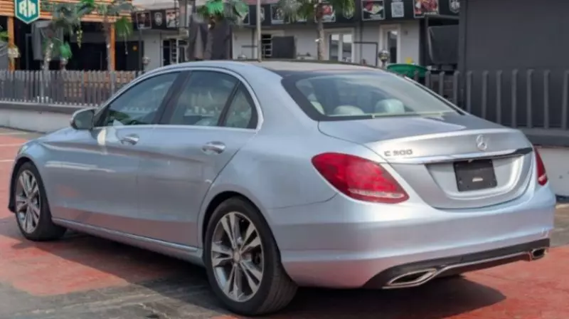 Mercedes-Benz C-Class - 2015