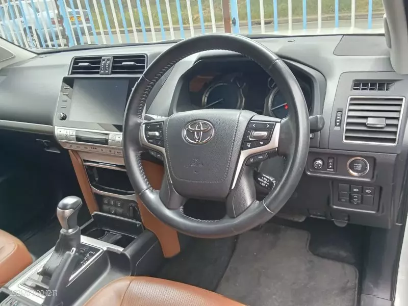 TOYOTA Landcruiser prado TX   - 2021