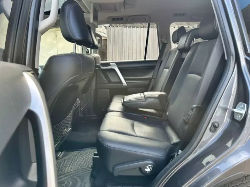 Toyota Landcruiser Prado   - 2019