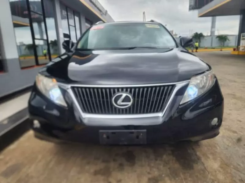 Lexus RX   - 2010
