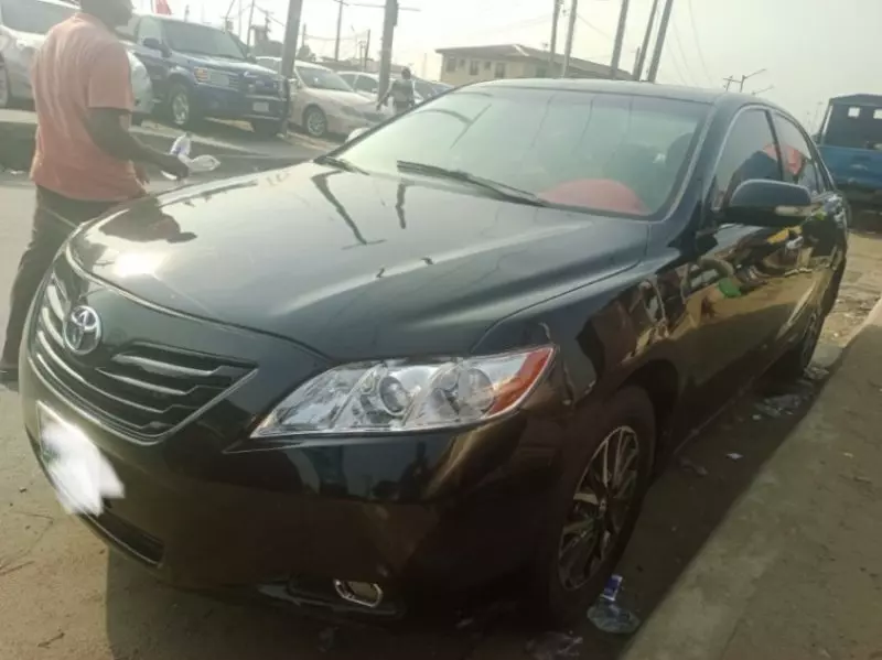 Toyota Camry   - 2007