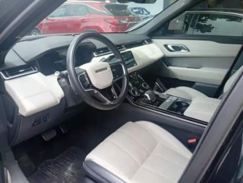 Land Rover Range Rover Velar   - 2019