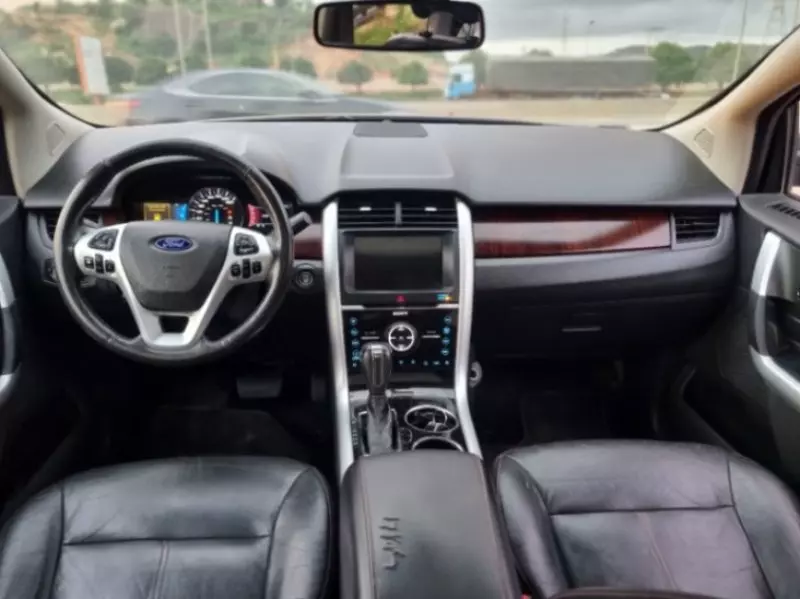 Ford Edge   - 2012