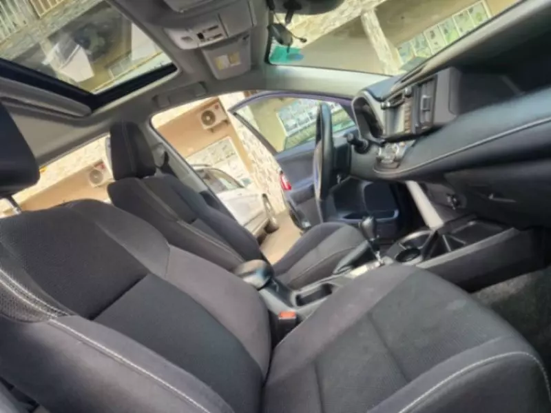 TOYOTA RAV4   - 2018