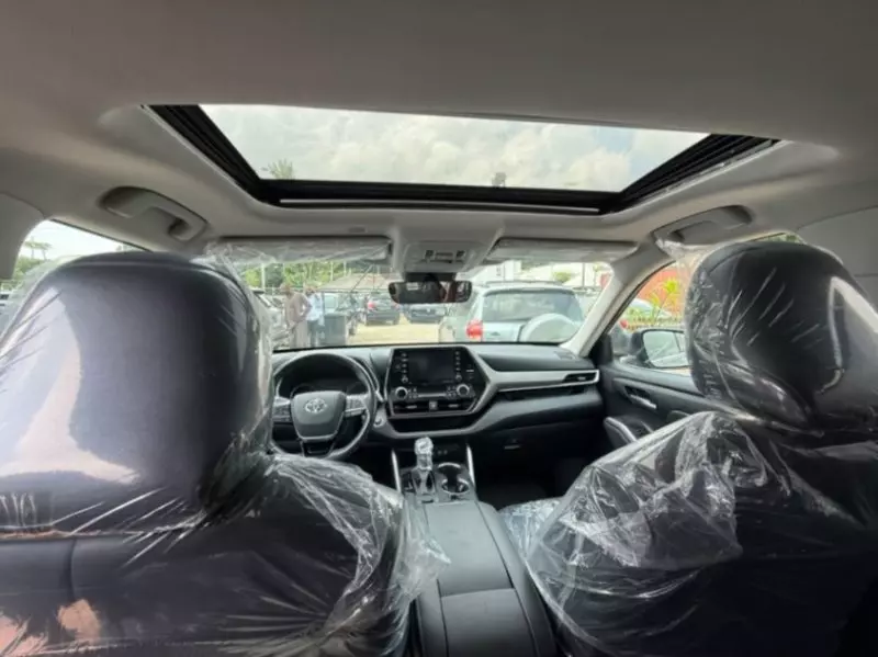 TOYOTA Highlander   - 2021