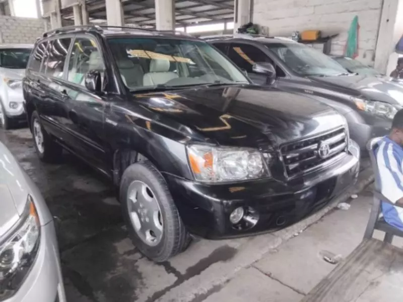 Toyota Highlander   - 2005