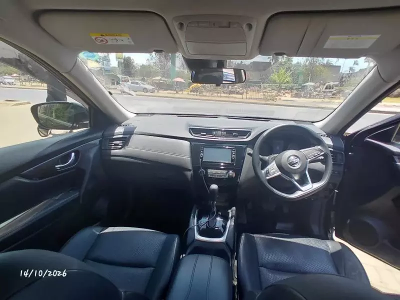 Nissan X-Trail   - 2018