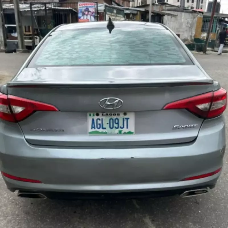 Hyundai Sonata - 2015