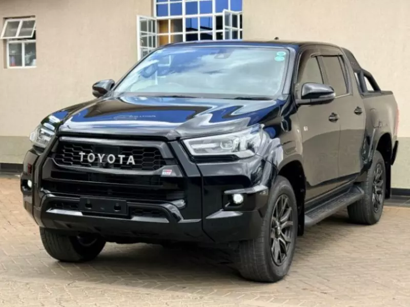 Toyota Hilux    - 2022