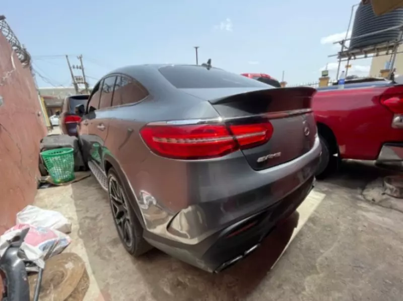 Mercedes-Benz GLE-Class   - 2017