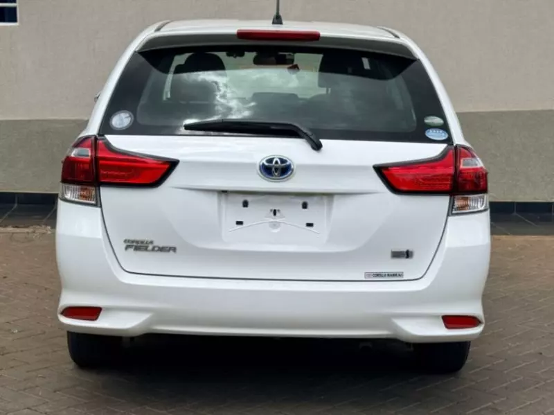 Toyota Fielder    - 2018