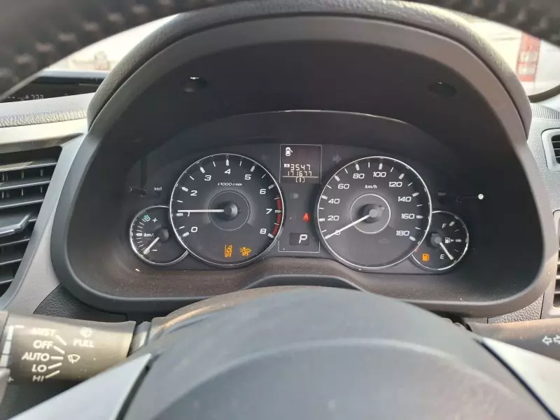 Subaru Outback   - 2011