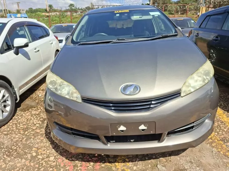 Toyota Wish   - 2011