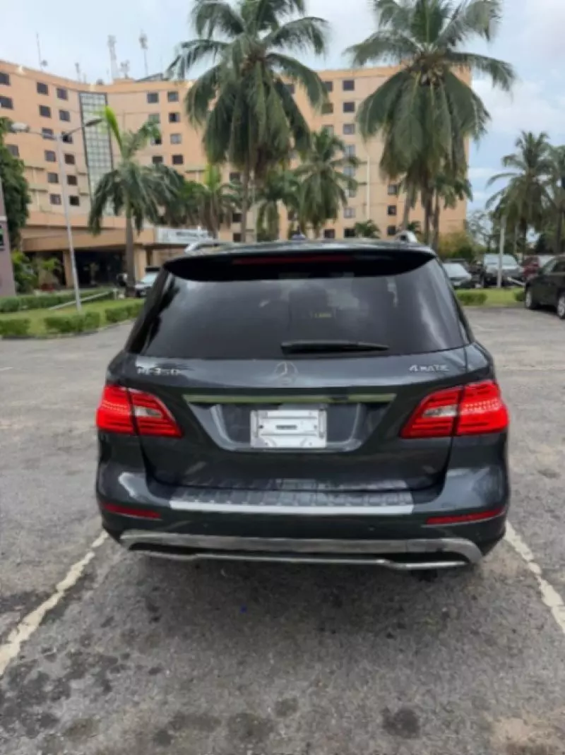 Mercedes-Benz ML-Class   - 2012