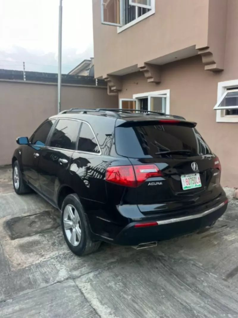 Acura MDX   - 2010