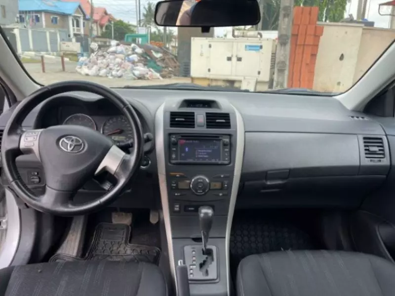 Toyota Corolla   - 2013
