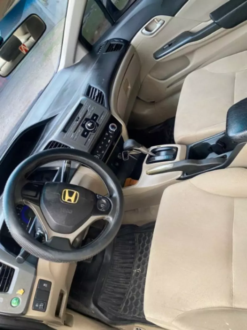 Honda Civic   - 2012